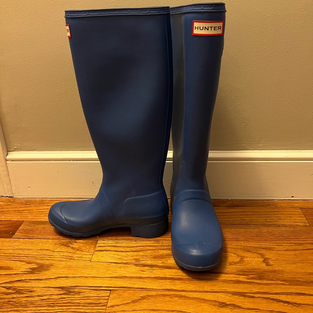 Blue Hunter boots.